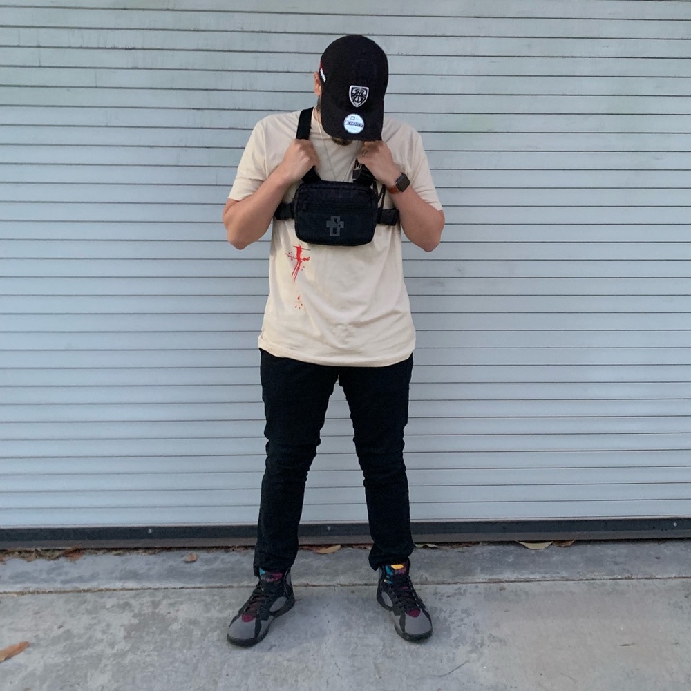 Chest Bag - Picture 2 of 4